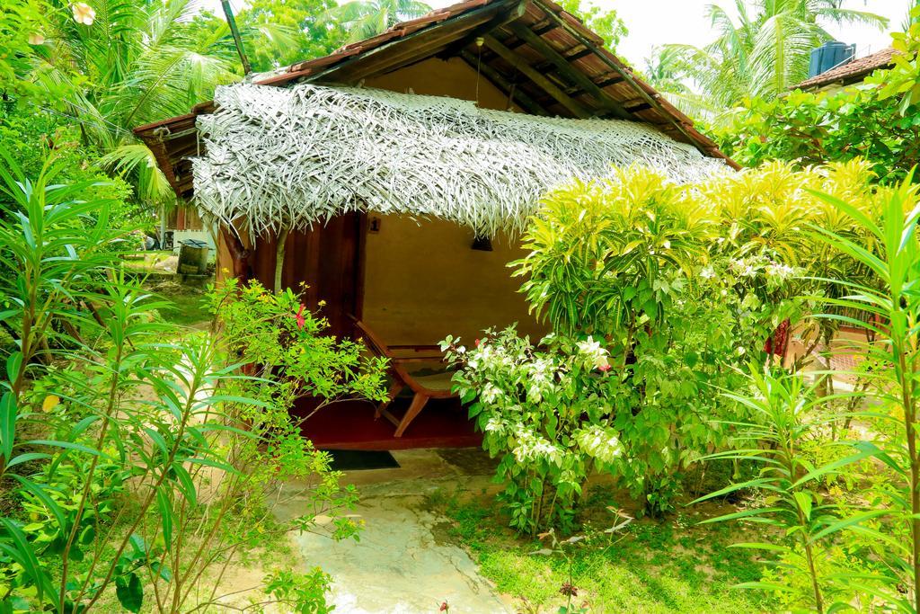 Natural Cabanas Kanattegoda Εξωτερικό φωτογραφία