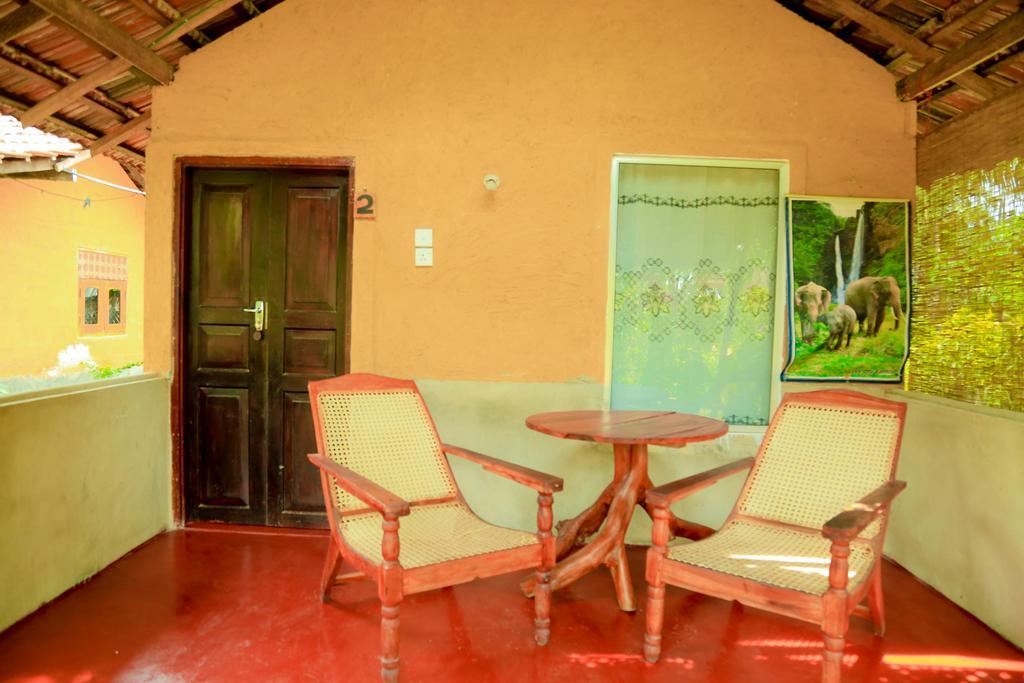 Natural Cabanas Kanattegoda Εξωτερικό φωτογραφία