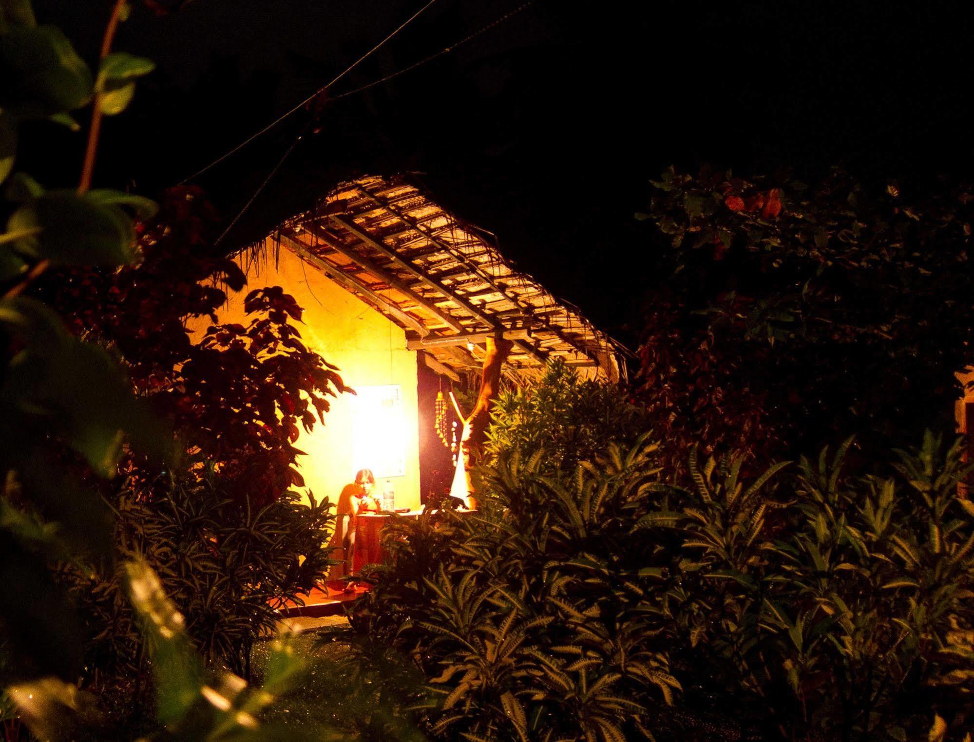 Natural Cabanas Kanattegoda Εξωτερικό φωτογραφία